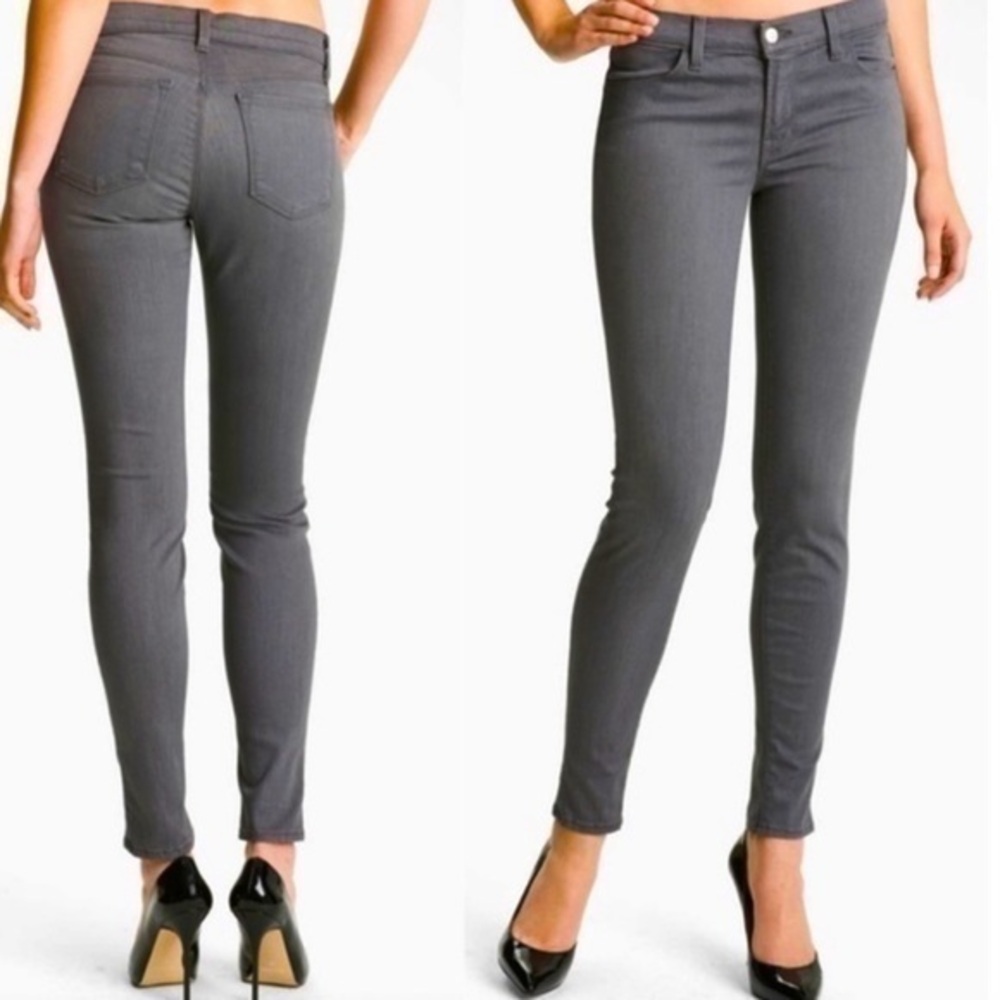 NWOT J Brand super skinny mid rise dare jeans in dark gray color, size 28